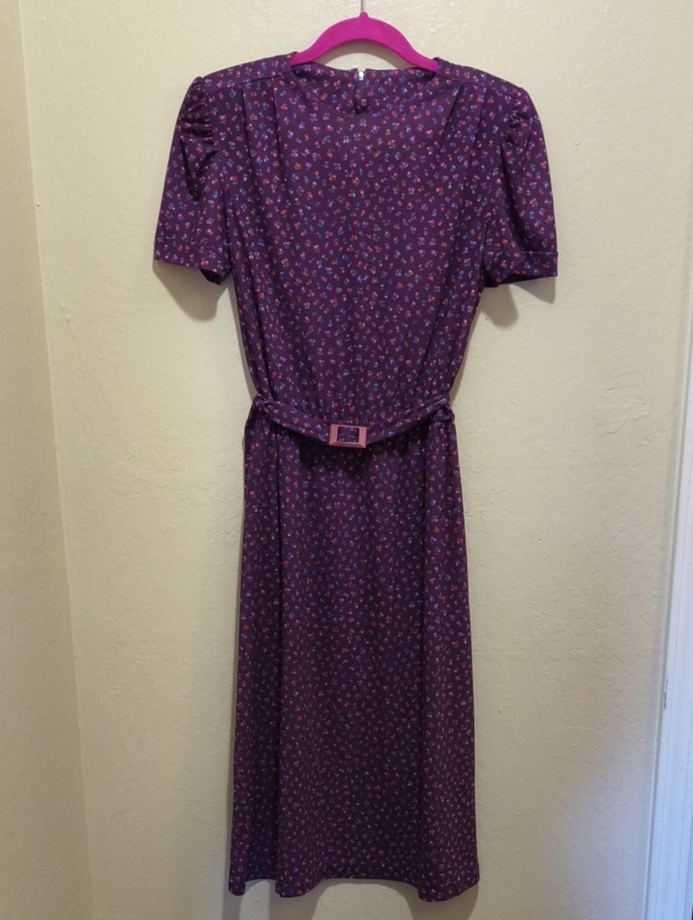 Vintage-Inspired Purple Floral Midi Dress with Belt